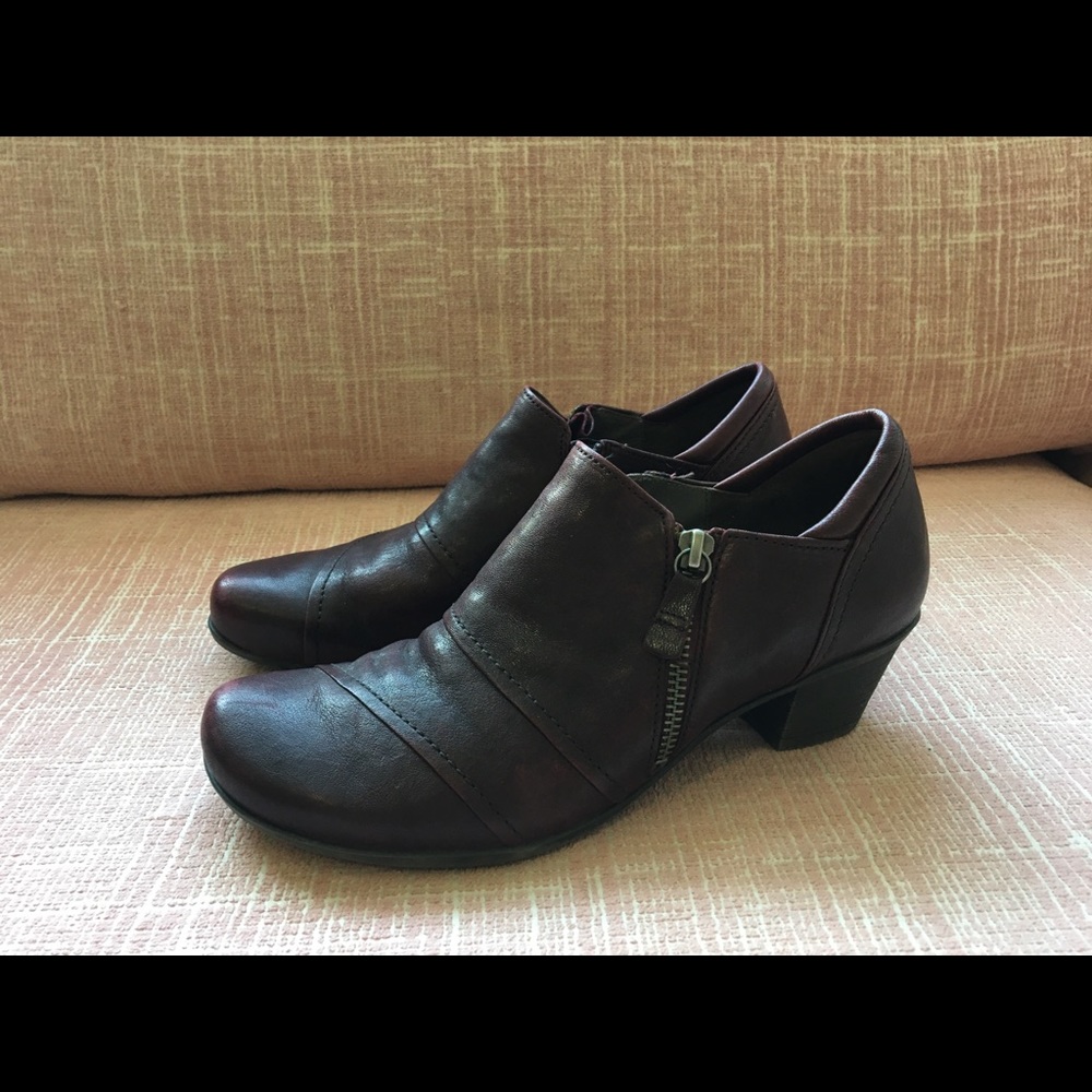 Gabor Side Zip Shoes Burgundy Wine Red size 5 1/2